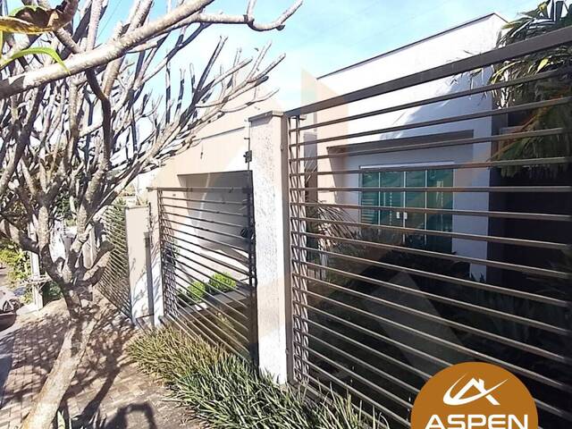 #1774 - Casa para Venda em Arapongas - PR - 3