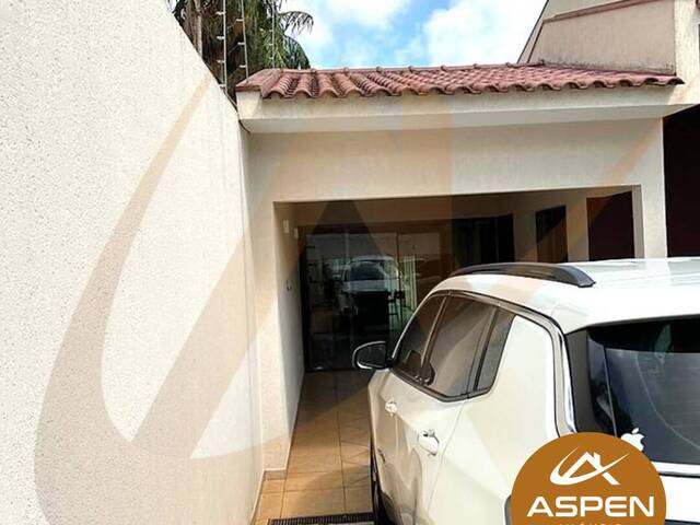 #1633 - Casa para Venda em Arapongas - PR - 2