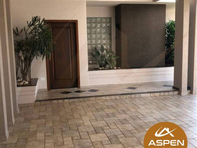 #1056 - Casa para Venda em Arapongas - PR - 3