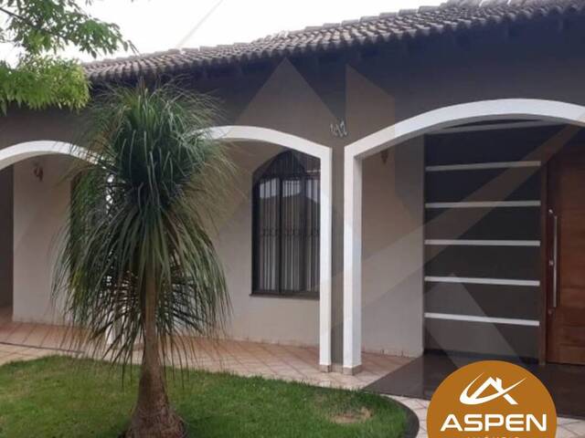 #935 - Casa para Venda em Arapongas - PR - 1