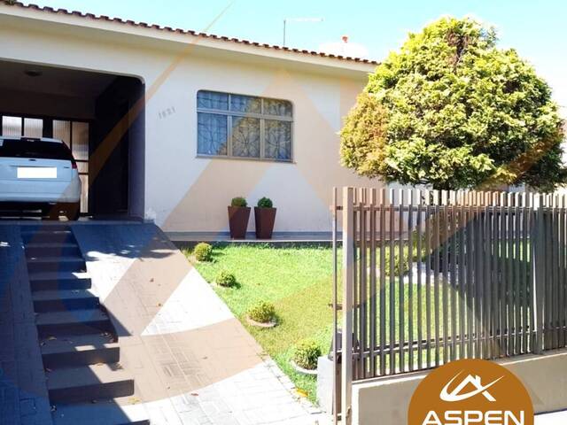 #1682 - Casa para Venda em Arapongas - PR - 2