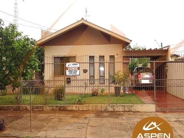 #1673 - Casa para Venda em Arapongas - PR - 2