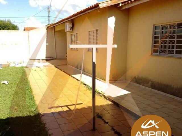 #1540 - Casa para Venda em Arapongas - PR - 3
