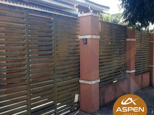 #1264 - Casa para Venda em Arapongas - PR - 1