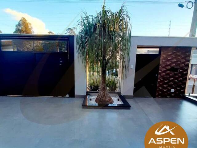 #1240 - Casa para Venda em Arapongas - PR