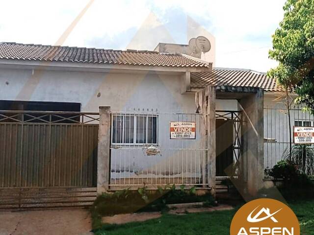 #1934 - Casa para Venda em Arapongas - PR - 2