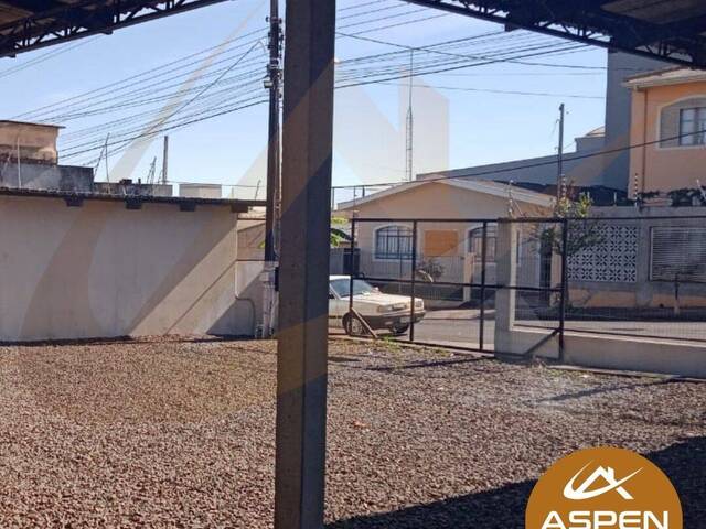 #2140 - Ponto Comercial para Locação em Arapongas - PR - 2