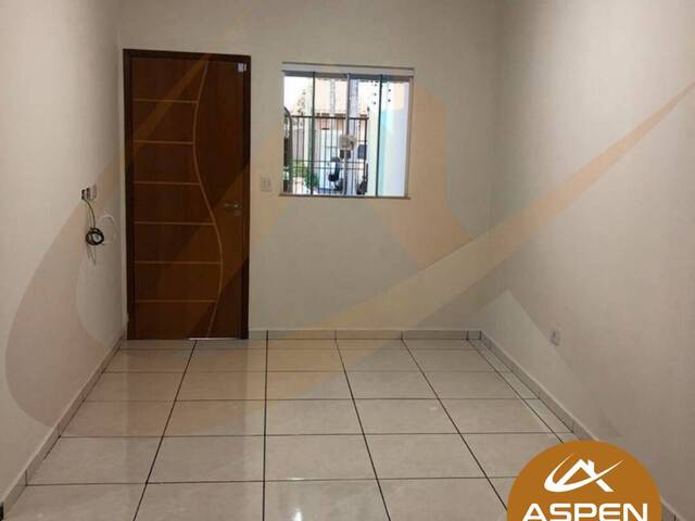 #2235 - Casa para Venda em Arapongas - PR - 2