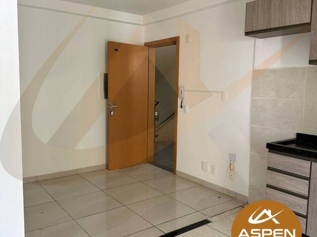 #2282 - Apartamento para Venda em Arapongas - PR - 2