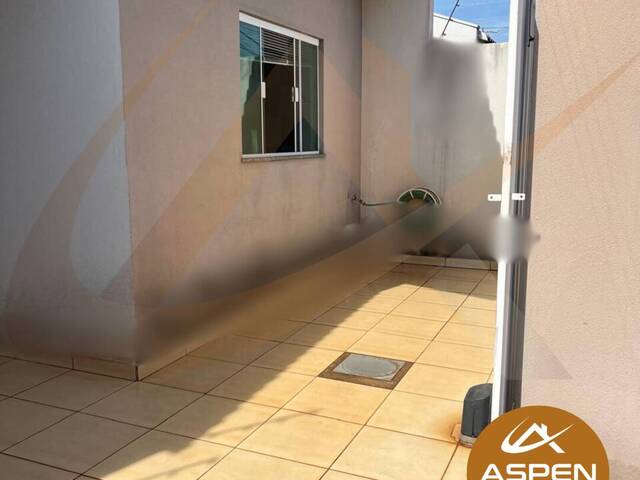 #2368 - Casa para Venda em Arapongas - PR - 3