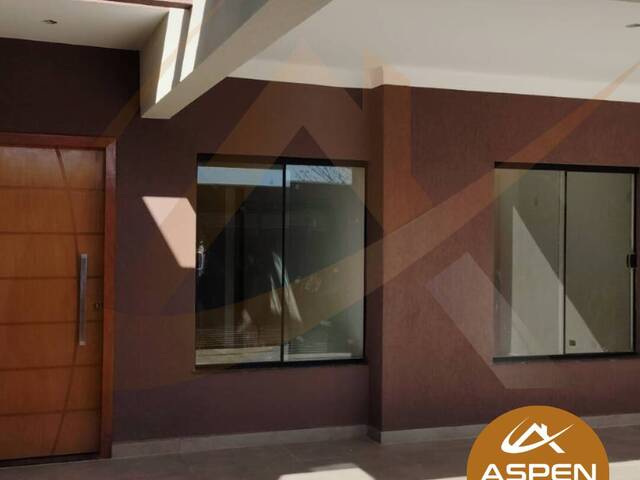 #2404 - Casa para Venda em Arapongas - PR