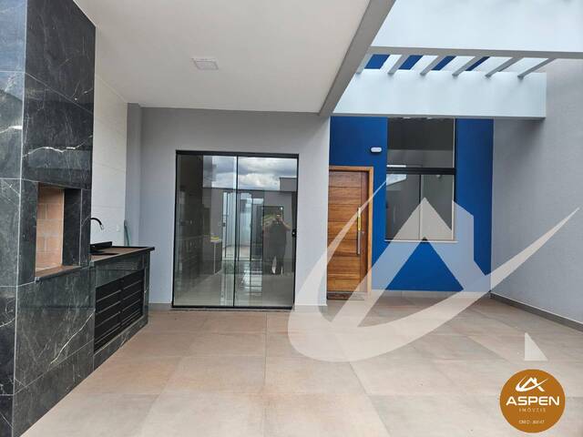 #2347 - Casa para Venda em Arapongas - PR - 1