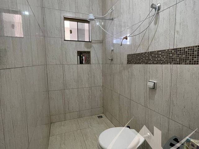 Salão Comercial e Residência para Venda em Arapongas - 5