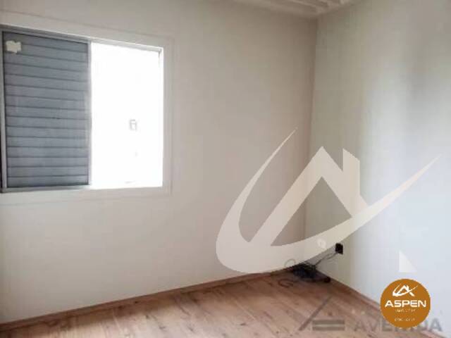 Apartamento para Venda em Londrina - 4