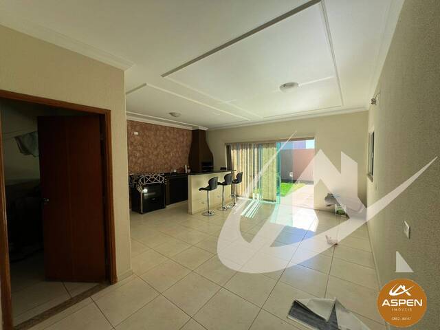 #2641 - Casa para Venda em Arapongas - PR - 3