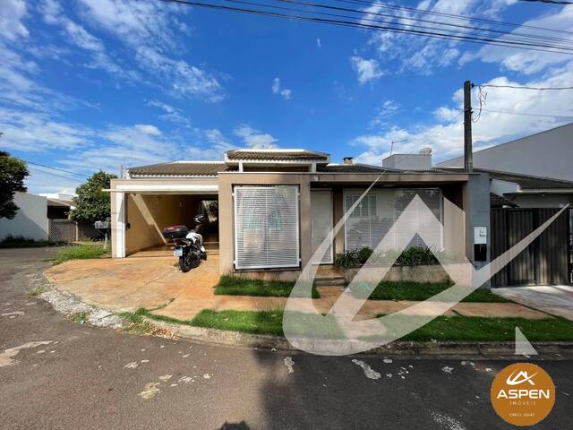 #2052 - Casa para Locação em Arapongas - PR - 2