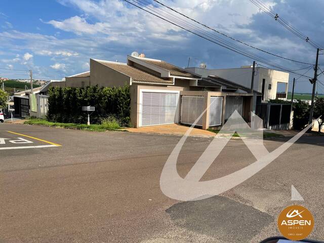 #2052 - Casa para Locação em Arapongas - PR - 1