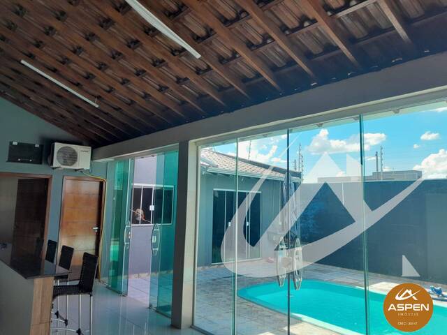 #2722 - Casa para Venda em Arapongas - PR