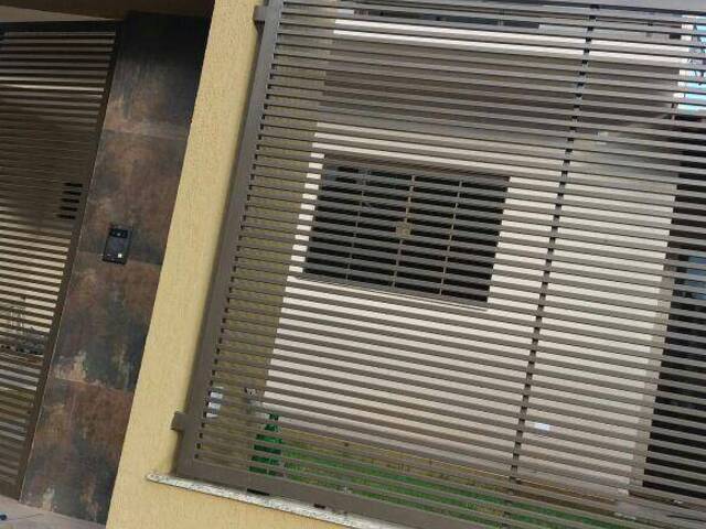 #2873 - Casa para Venda em Arapongas - PR - 2