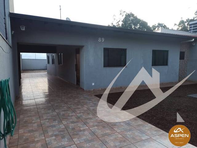 #2884 - Casa para Venda em Arapongas - PR - 2