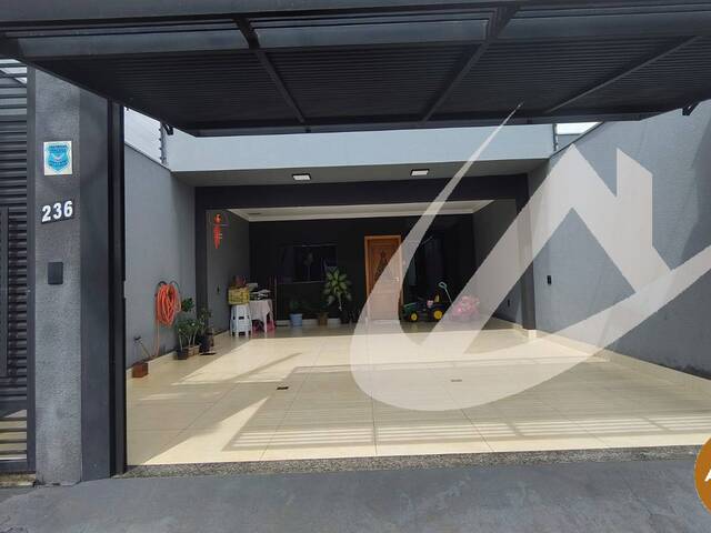 #2918 - Casa para Venda em Arapongas - PR - 2