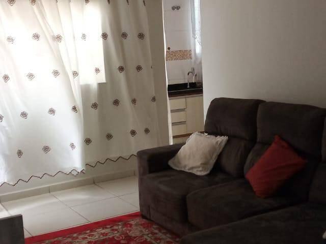 #2922 - Casa para Venda em Arapongas - PR - 3