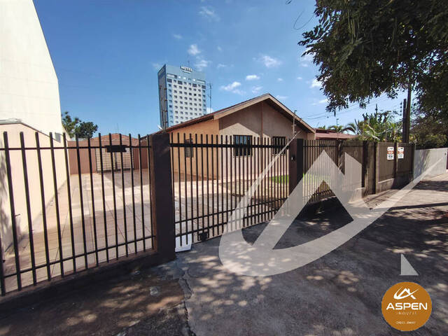 #2932 - Casa para Venda em Arapongas - PR - 1