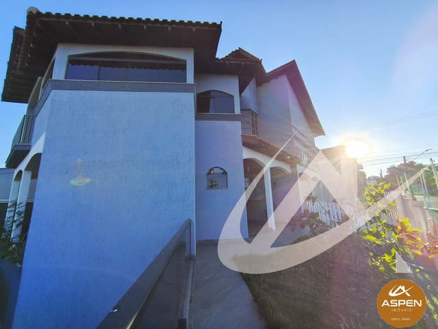 #2937 - Casa para Venda em Arapongas - PR - 3