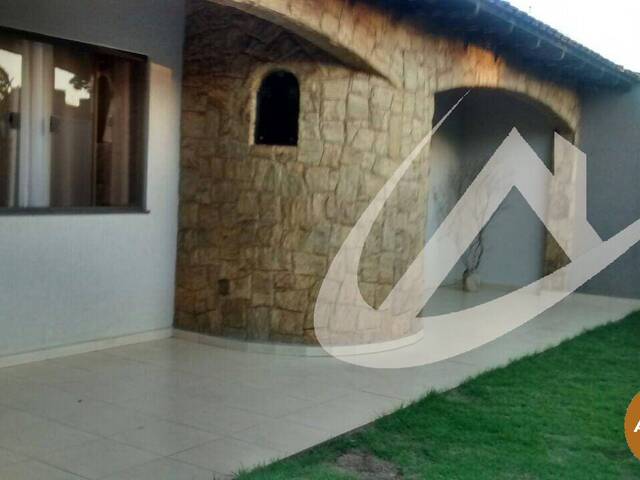 #2938 - Casa para Venda em Arapongas - PR - 3