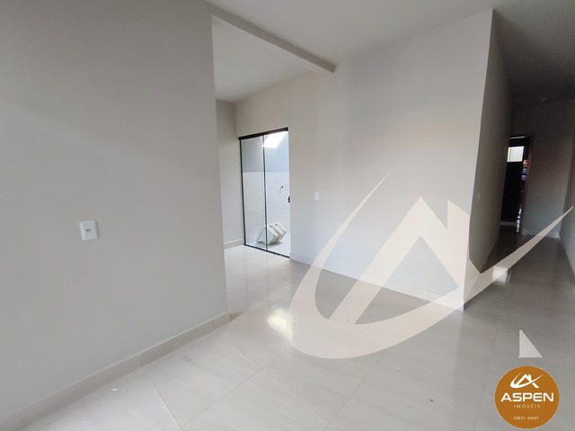 #2941 - Casa para Venda em Arapongas - PR - 3