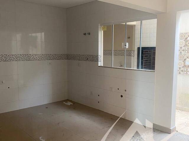 #2950 - Casa para Locação em Arapongas - PR - 3