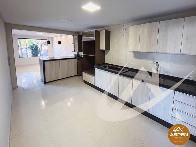 #2995 - Casa para Venda em Arapongas - PR - 3