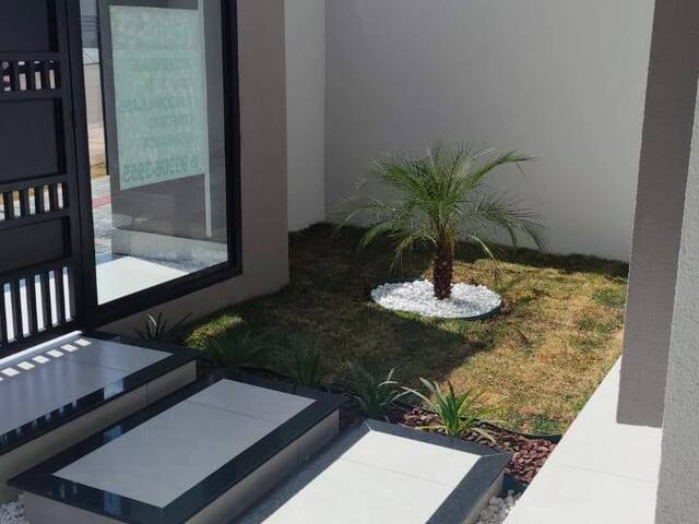 #3037 - Casa para Venda em Arapongas - PR - 2