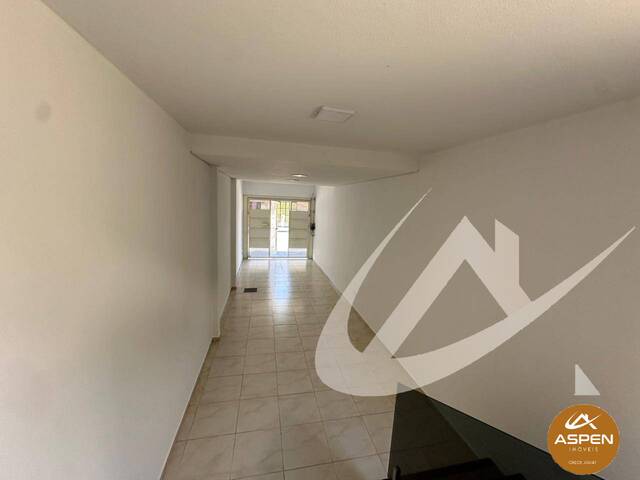 #3063 - Casa para Venda em Arapongas - PR - 2