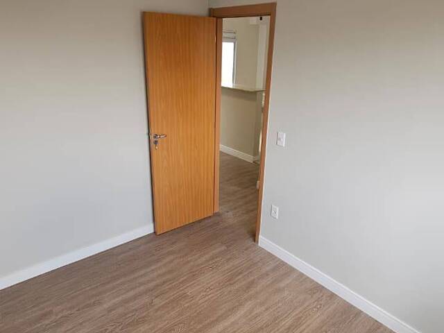 #3069 - Apartamento para Venda em Arapongas - PR - 3