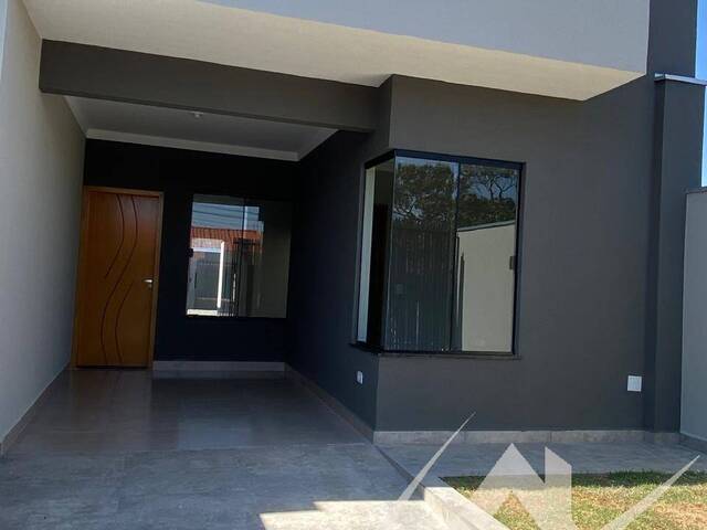 #3072 - Casa para Venda em Arapongas - PR - 2
