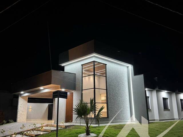 #3084 - Casa para Venda em Arapongas - PR - 2