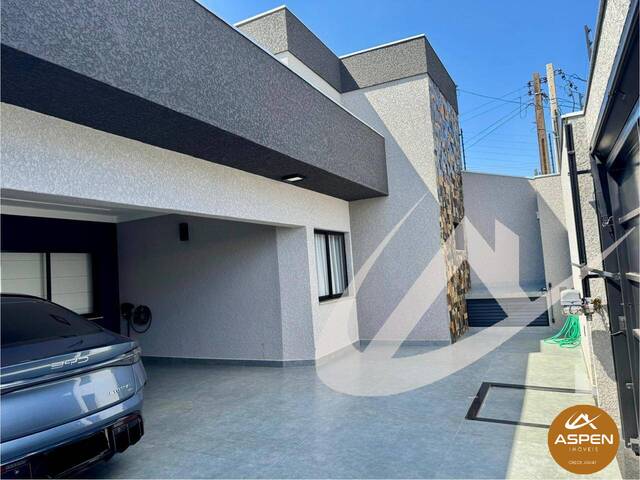 #3095 - Casa para Venda em Arapongas - PR - 3