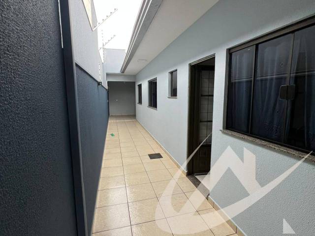 #3101 - Casa para Venda em Arapongas - PR - 3