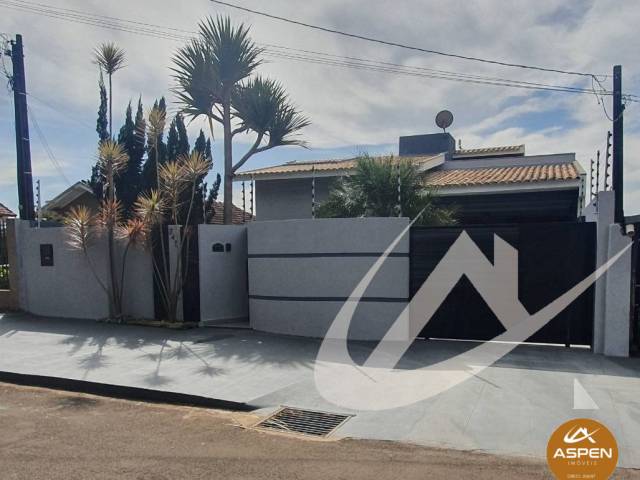 #3116 - Casa para Venda em Apucarana - PR - 2