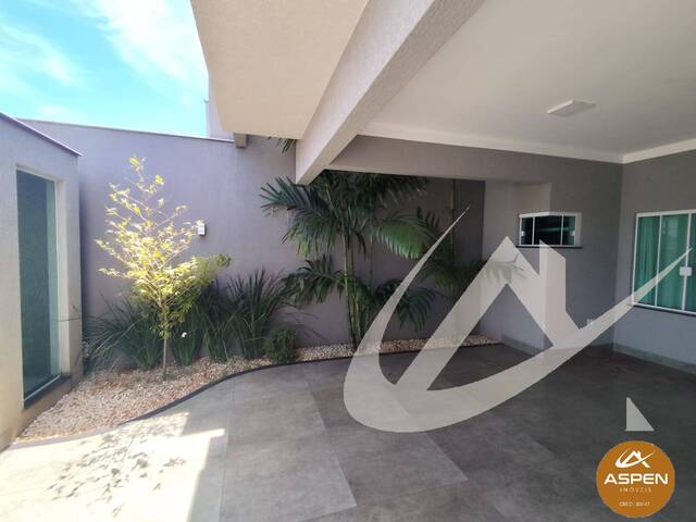 #3152 - Casa para Venda em Arapongas - PR - 3