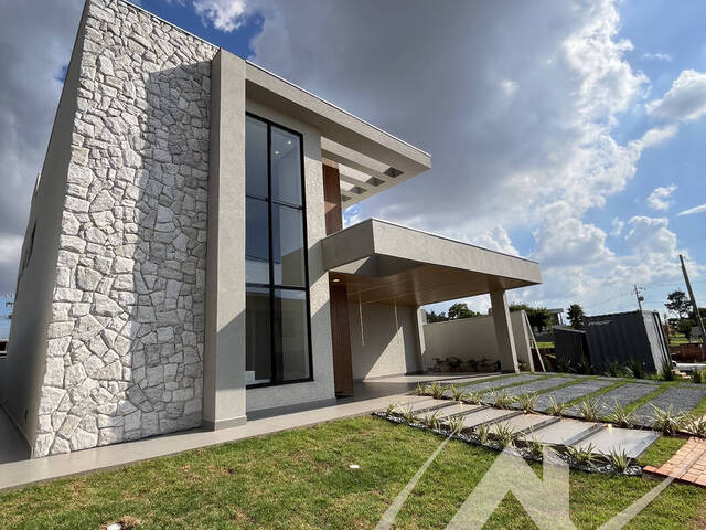 #3167 - Casa para Venda em Arapongas - PR - 2