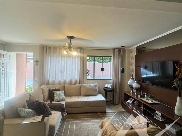 #3183 - Sobrado para Venda em Arapongas - PR - 3