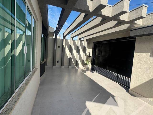 #3185 - Casa para Venda em Arapongas - PR - 2