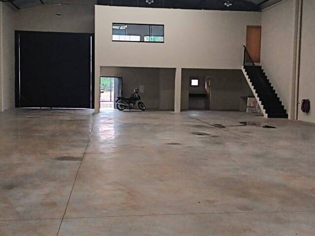 Barracão para Venda em Arapongas - 2