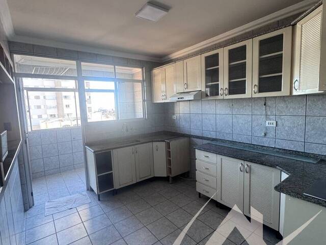 Apartamento para Locação em Arapongas - 4