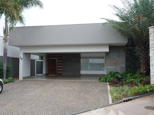 #3255 - Casa para Venda em Arapongas - PR - 1