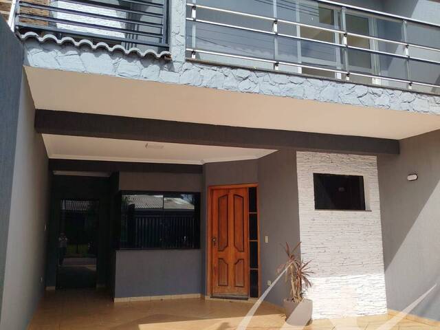 #3264 - Sobrado para Venda em Arapongas - PR - 2