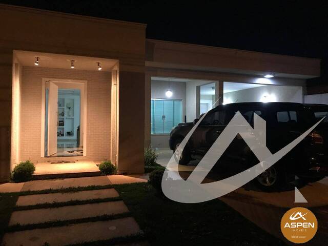 #3277 - Casa para Venda em Arapongas - PR