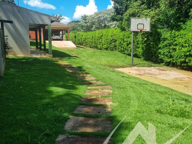 #3315 - Casa para Venda em Arapongas - PR - 2